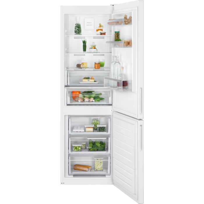 Freestanding fridge freezer