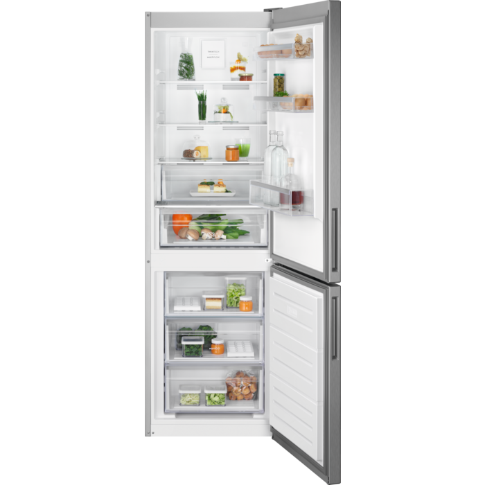 Freestanding fridge freezer