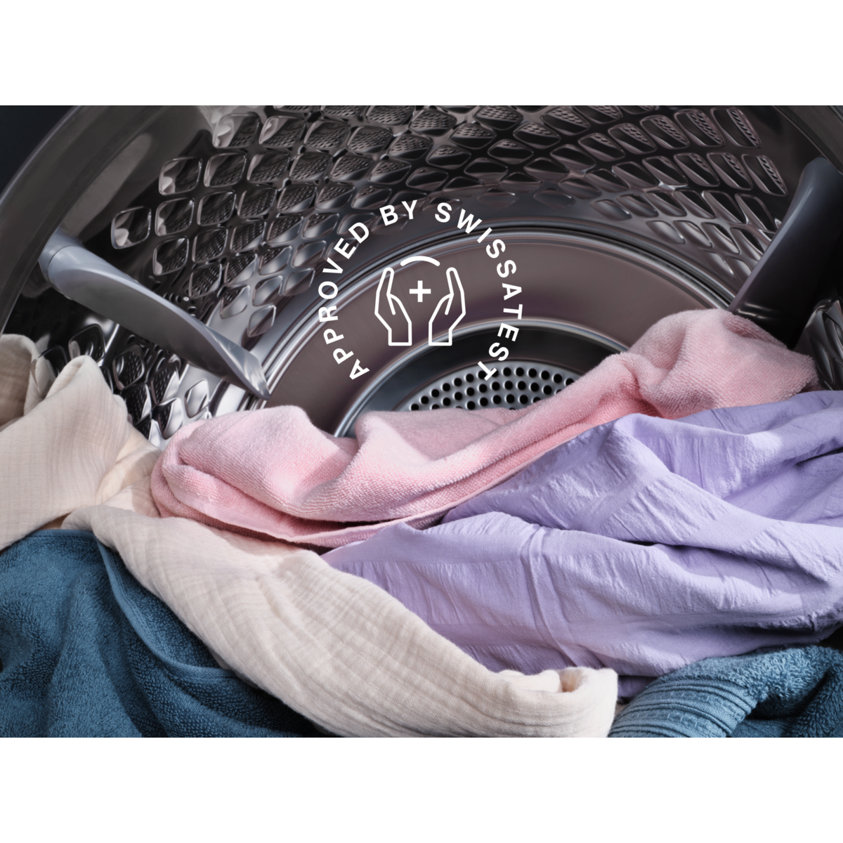 Electrolux - Front loader washing machine - EFI61141B
