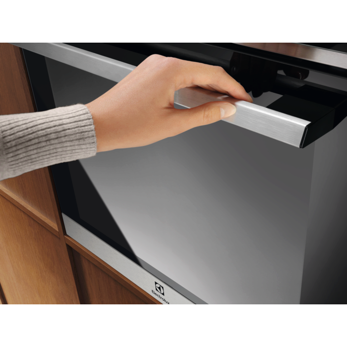 Electrolux - Pyrolytic oven - EOM6P46X