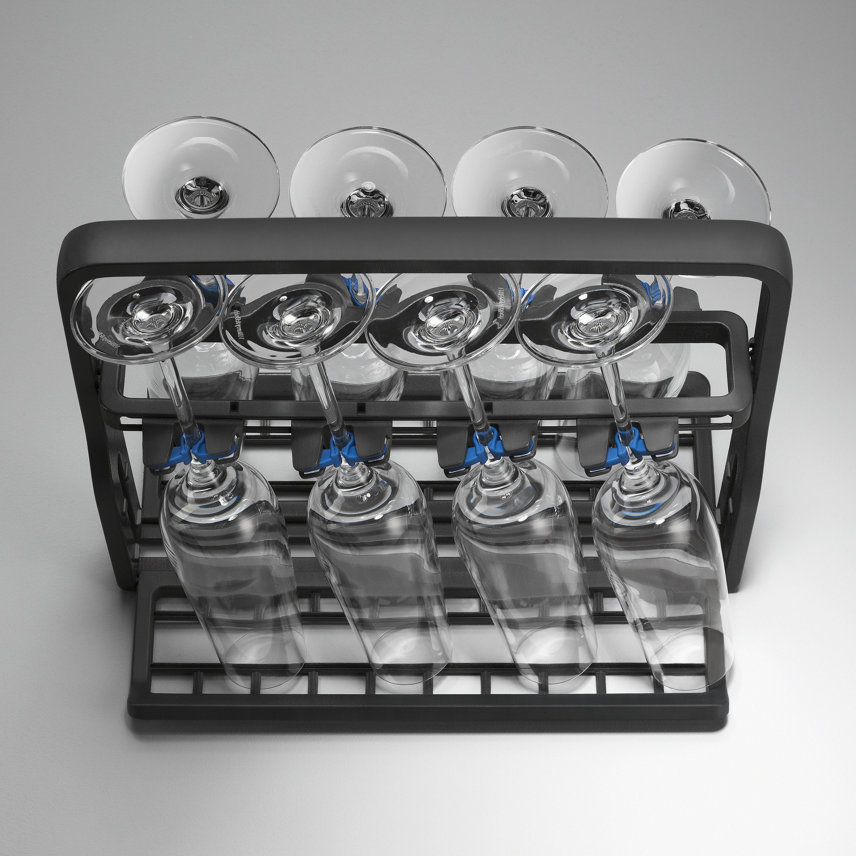 The Electrolux glass basket with 8 champagne glasses